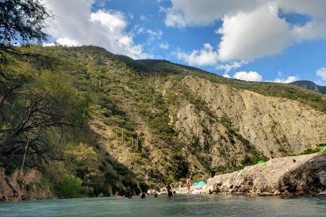 Day trip to Grutas Tolantongo Hot Springs - Getting to Grutas Tolantongo: the early departure that sets the tone