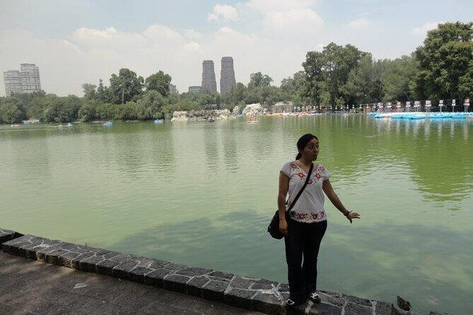 Discover Mexico City by Bike: Chapultepec to Downtown Tour! - Why the Outside-Only Downtown Plan Works