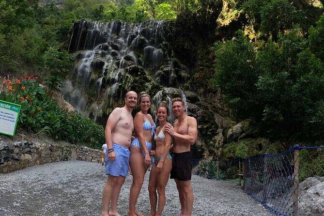 Early & Express Tolantongo Hot Springs - Breakfast Inside the Park: Useful Fuel, But Double-Check Your Expectations