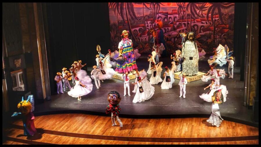 Enjoy the Folkloric Ballet at the Palacio de Bellas Artes - Seating and value: the $227 ticket question you should ask yourself
