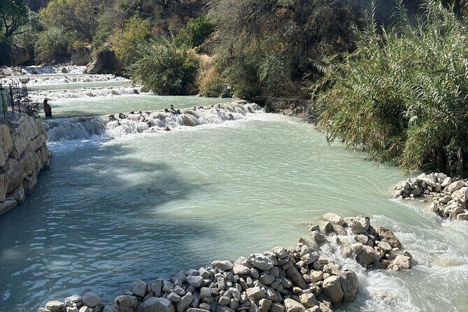 Exclusive Full-Day Tolantongo & La Gloria Hot Springs Adventure - Lunch plus iconic cliffside hot pools: when to relax and how long to soak