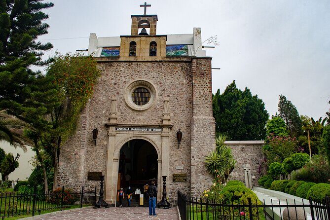 EXCLUSIVE TOUR Basilica of Guadeloupe – small groups - Museo de la Basilica: sacred art from the Conquest era