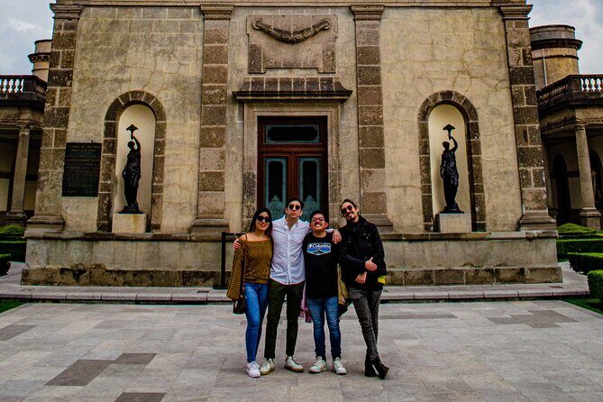 EXCLUSIVE TOUR Chapultepec Castle - Small Groups - Getting to Chapultepec feels like part of the show