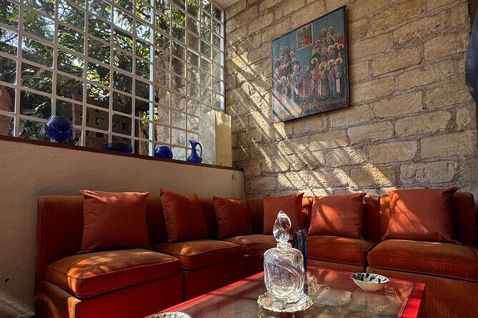 EXCLUSIVE TOUR Luis Barragán Casa Ortega - small groups - Should you book Casa Ortega with Chill N Go?