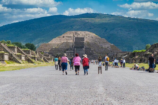 EXCLUSIVE TOUR Teotihuacán - Small Groups - Key highlights worth caring about
