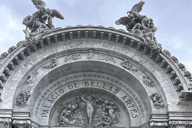 Exploring Mexican Muralism: A Journey through Bellas Artes Palace - How Your Guide Turns the Murals Into a Timeline