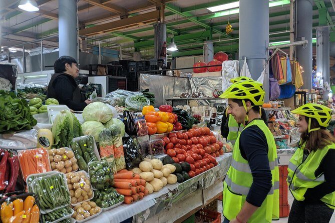 Foodie Lovers And Trendy CDMX E-bike Tour - The Roma-style side trip you might catch during the ride