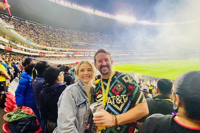 Football Soccer Matchday Experience in México City - Pickup, Small Group Energy, and Keeping Everyone Together