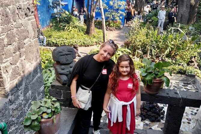 Frida Kahlo Museum and Diego Rivera Studio Tour with Admission Tickets - Stop 2: Diego Rivera studio and the couple’s creative backstory