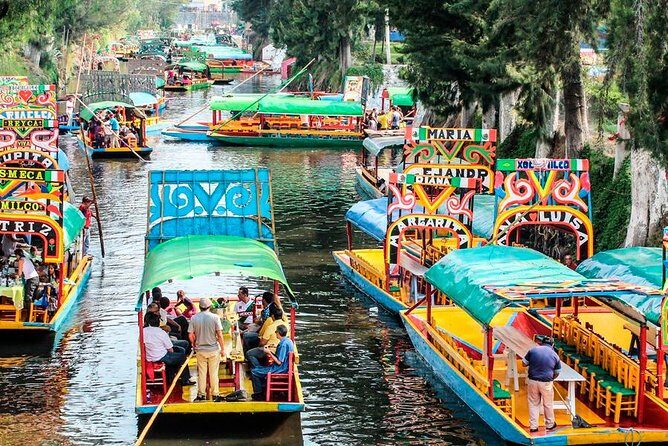 Frida Kahlo's House, Coyoacan and Xochimilco - All Day Tour - Stop 1: Floating Gardens of Xochimilco and the trajinera vibe