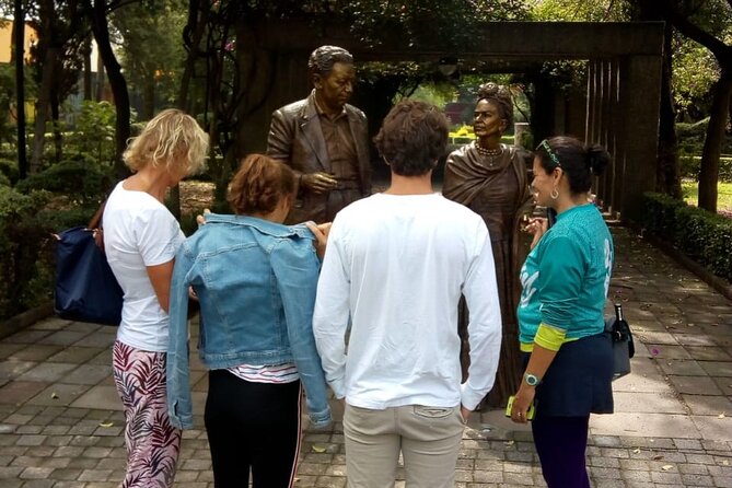Frida's Heart Guided Biking Tour in Coyoacán - The route: how the stop-by-stop plan keeps you from missing the good stuff