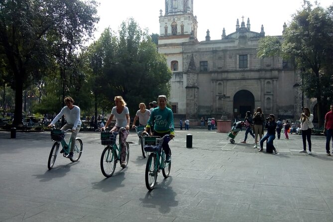 Frida's Heart Guided Biking Tour in Coyoacán - Bike riding comfort: what moderate fitness really means here