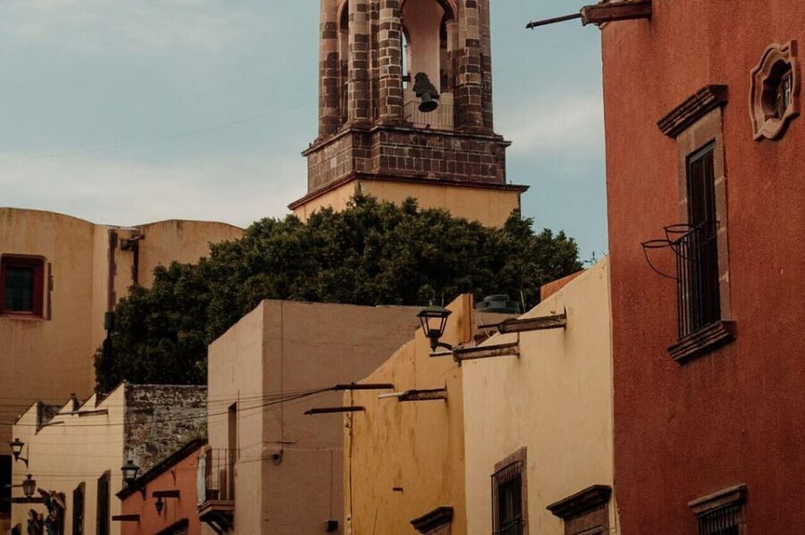From Guanajuato: Dolores Hidalgo and San Miguel Public Tour - Language and Pacing: The Two Main “Make or Break” Factors