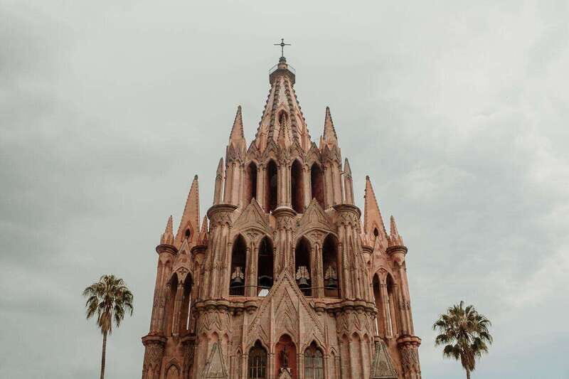 From Guanajuato: Dolores Hidalgo/San Miguel Private Tour - Dolores Hidalgo: independence-era sights you can connect the dots on