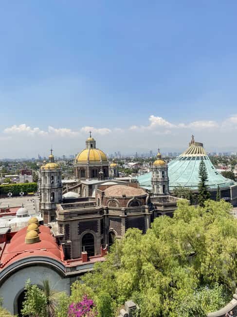 From Mexico City: Tour of Teotihuacan and Basilica of Guadalupe - What to pack for this kind of day (so you stay happy)