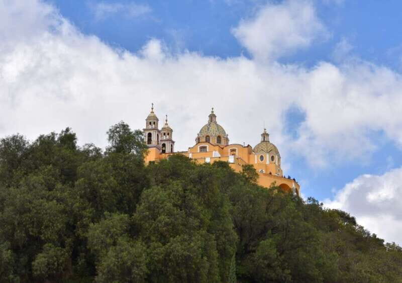From Puebla: Cholula Pyramid and Churches all included - Getting from Puebla: pickup that actually starts on time