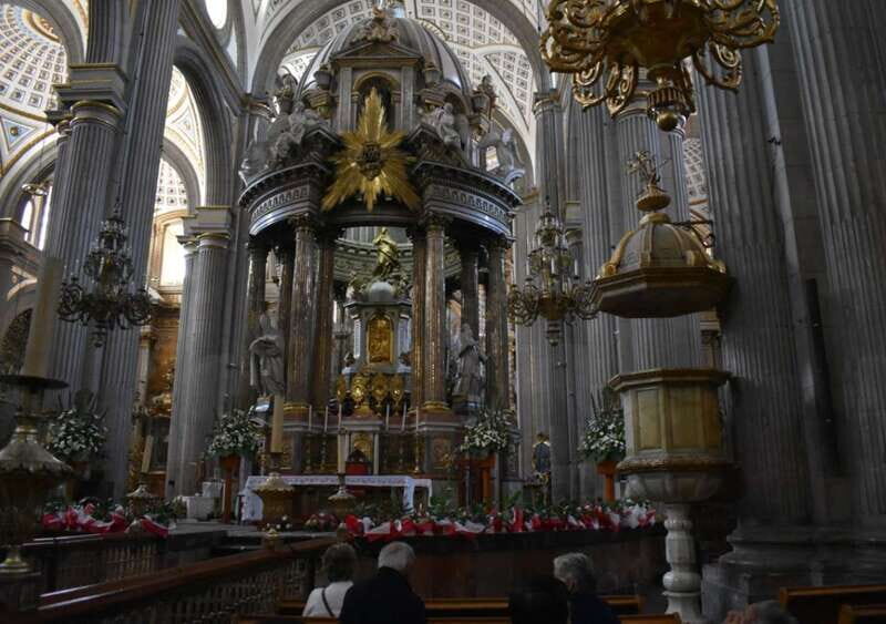 From Puebla: Full-Day Puebla city and Cholula all included - Puebla Cathedral: Renaissance and Baroque in One Stop