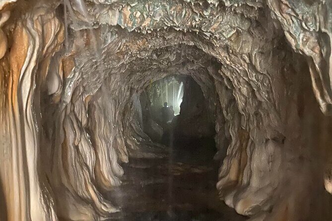 Full-Day Tour Exploring the Waters of Tolantongo - Grutas Tolantongo caves: waterfalls, tunnels, and warm water inside