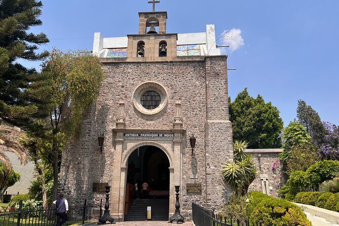 Full Visit of the Virgin of Guadalupe's village in private tour - Getting there and back by public bus: why the included transfer is smart