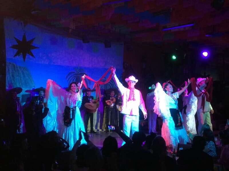 Garibaldi by Night with Dinner at Bellini - The handoff from dinner to mariachis: Tacuba Street to Garibaldi Plaza