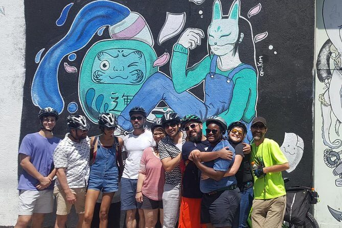 Graffiti & Urban Art Biketour w/ taco stop - Condesa DF: murals, murals everywhere, with a different mood