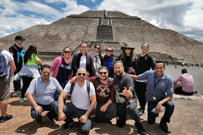 Group reduced to Pyramids of Teotihuacan and Basilica of Guadalupe - Church of Santiago Tlatelolco: A Detail-Focused Stop