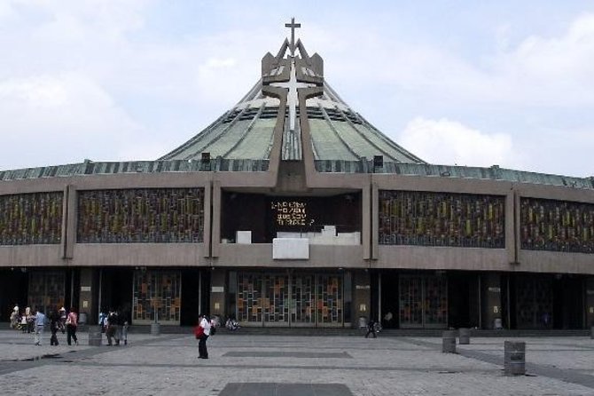 Guadalupe Shrine Tour - The museum behind the Old Basilica: 17th-century art you’ll actually use