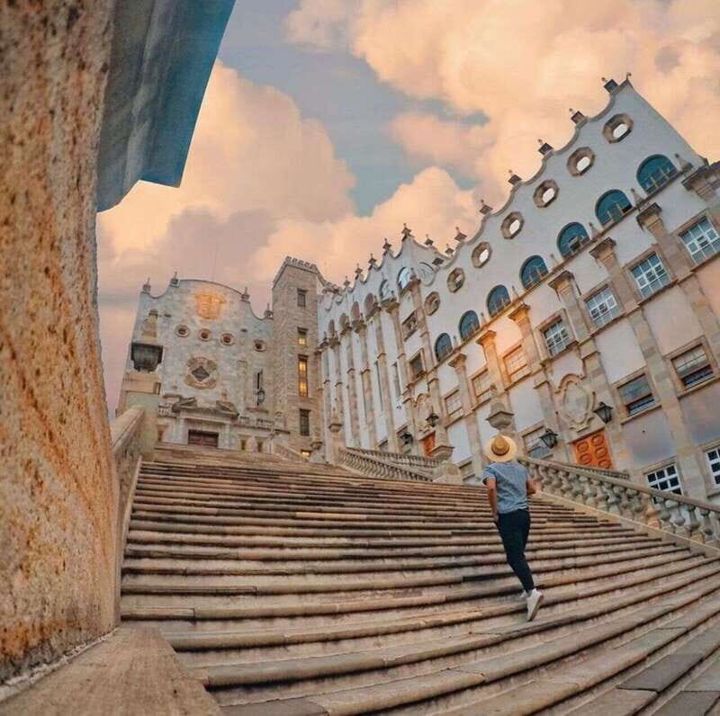 Guanajuato: Private Guided Walking Tour - Price and group size: how $98 can be a bargain