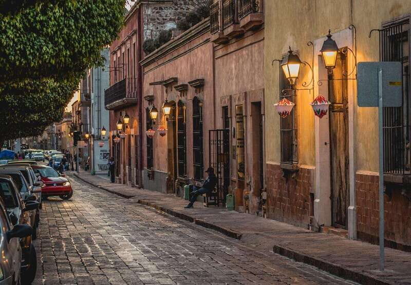 Guanajuato: Private Guided Walking Tour - Why a 2-hour private walk works so well in Guanajuato