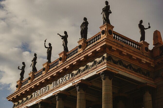 Guanajuato Private Walking Tour - The University’s Central Building: from hospital to classroom bell tower