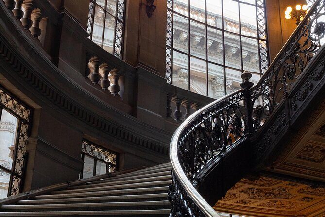 Guided tour National Museum of Art - 2 hours inside: what you actually see and why it’s arranged that way