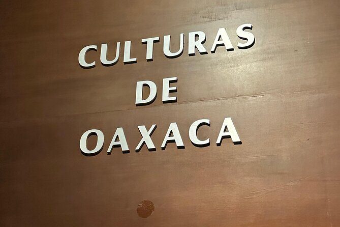 Guided Tour of the National Museum of Anthropology - Aztec Galleries: How the Sun Stone Gets Its Meaning