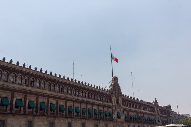 Guided Tour Zócalo to Palaces, Churches and Pyramids - Palacio Postal: stamps, coats of arms, and mail as a national symbol