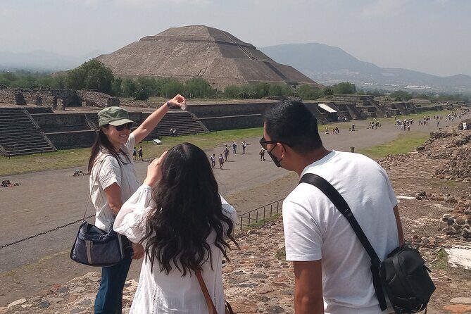 Guided Walking Tour to the Archaeological Zone of Teotihuacán - Stop-to-Stop: The Route That Builds a Story