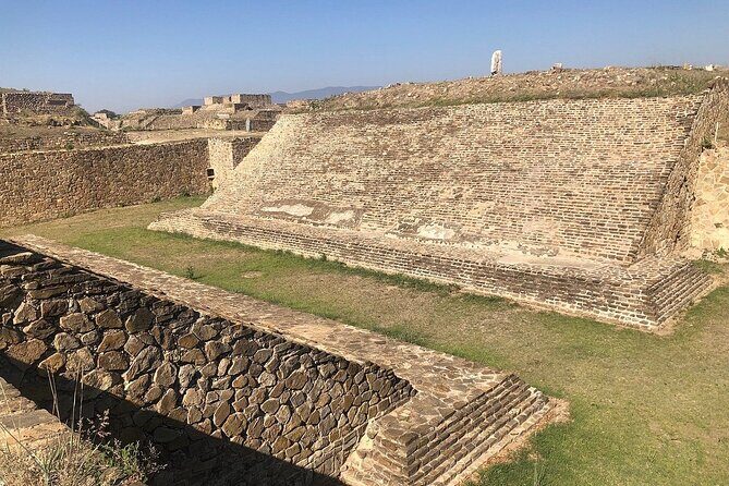 Half day tour to Monte Albán - South Platform stairs: views that reward your legs