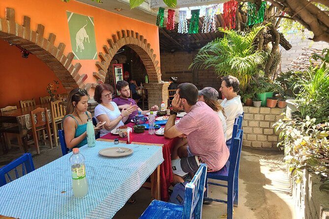 Hierve el Agua Early Tour with Pickup + smoke-kitchen - Teotitlán del Valle in one hour: dye plants, insects, minerals, and pedal looms