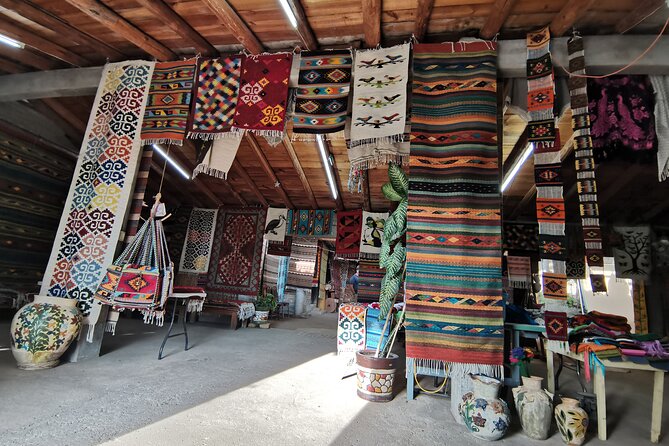 Hierve el Agua Guided Full Day Tour in Oaxaca - Mezcal factory tour and tasting: what to expect in 40 minutes