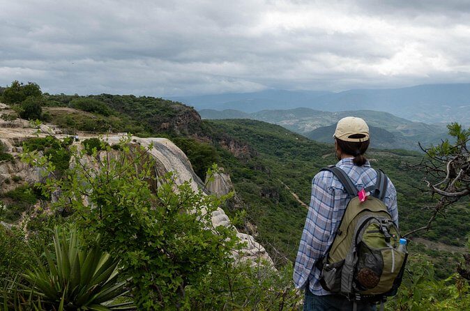 Hierve el Agua Half-Day: Early Access & Personal Guide + Pickup - Who should book this early access tour