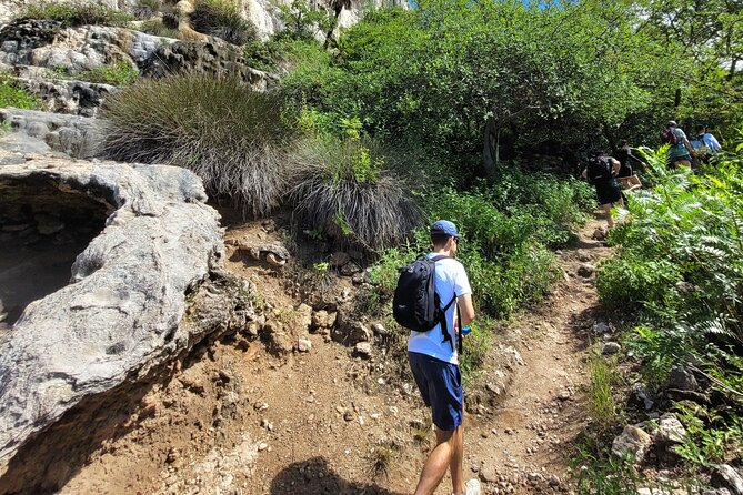 Hierve el Agua Half-Day Guided Hike Adventure ALL FEES INCLUDED - Stop 3: The climb back to springs, then the reward