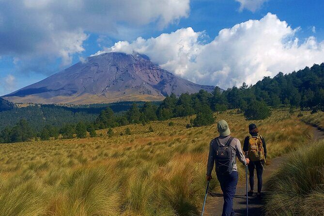 Hiking in Iztaccihuatl Volcano - Route at a Glance: Time, Distance, and Elevation Reality