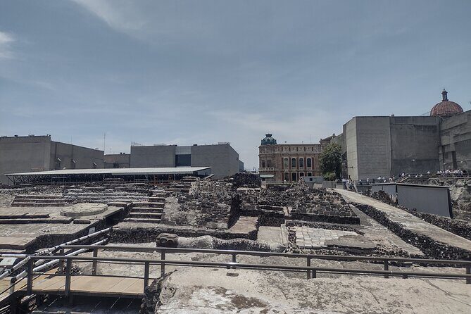 Historic center walking tour through time and space - Key highlights you should know before you go