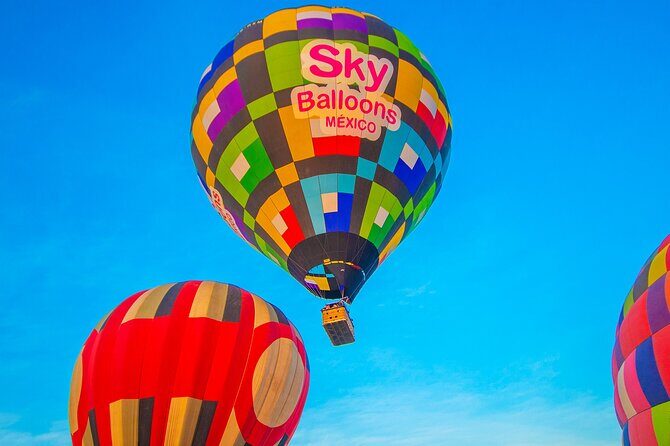 Hot Air Balloon Flight and Tour of the Majestic Pyramids - Early-morning logistics from CDMX to the Sky Balloons launch area
