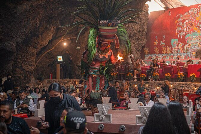 Hot air balloon flight in Teotihuacán + Breakfast in a Cave - Teotihuacán pyramids: up to two hours, but bring your entrance fee