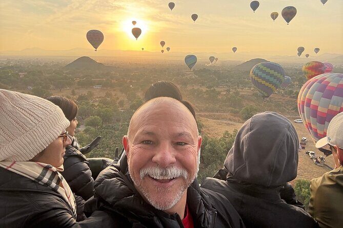 Hot Air Balloon Flight with Breakfast Cave and Pyramids Tour - Breakfast under a natural cave: a cozy pause before the pyramids