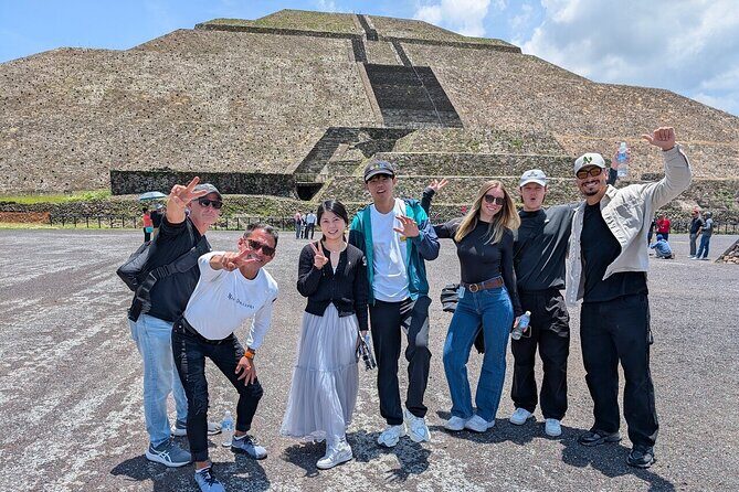 Hot Air Balloon Flight with Breakfast Cave and Pyramids Tour - Teotihuacán on the ground: guided pyramids that make the view make sense