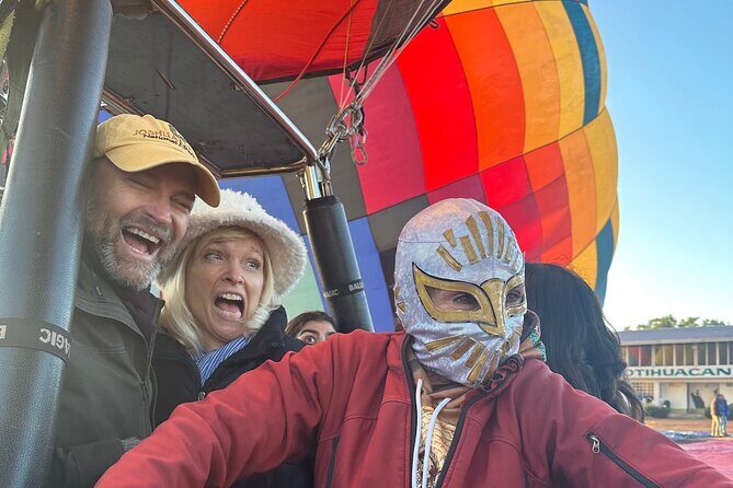 Hot air Balloon ride in Teotihuacan & breakfast in “La Gruta” - Why Ballooning Over Teotihuacan Feels Different Than Daytime Sightseeing
