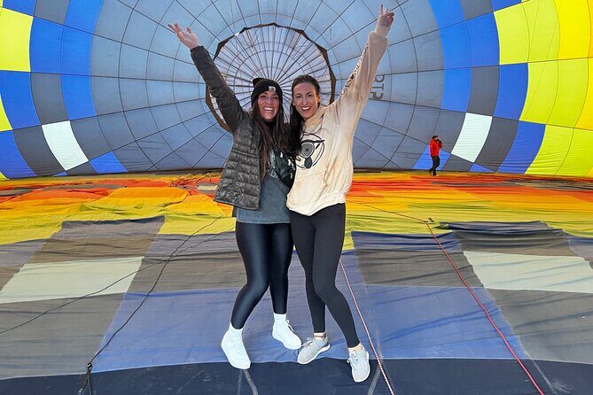 Hot Air Balloon Ride Over Teotihuacan With Guided Tour And Cave - Teotihuacan with a bilingual guide: what you gain in two hours