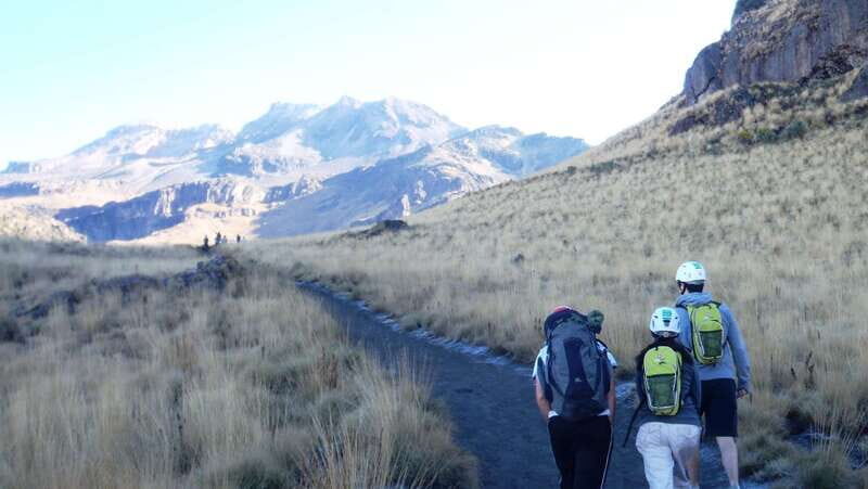 Iztaccihuatl Guided Climb - Walking the Passes: how the route reveals the volcano