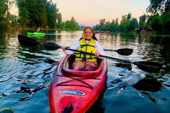Kayak tour in Xochimilco - Where you meet and how the 2–3 hour outing runs