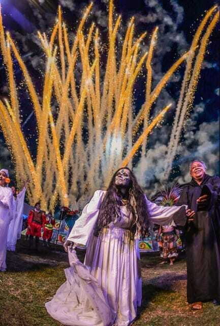 La Llorona, Live Show in the Canals of Xochimilco. - The TrAjinera Canal Moment: Timing, Views, and How to Stay Calm